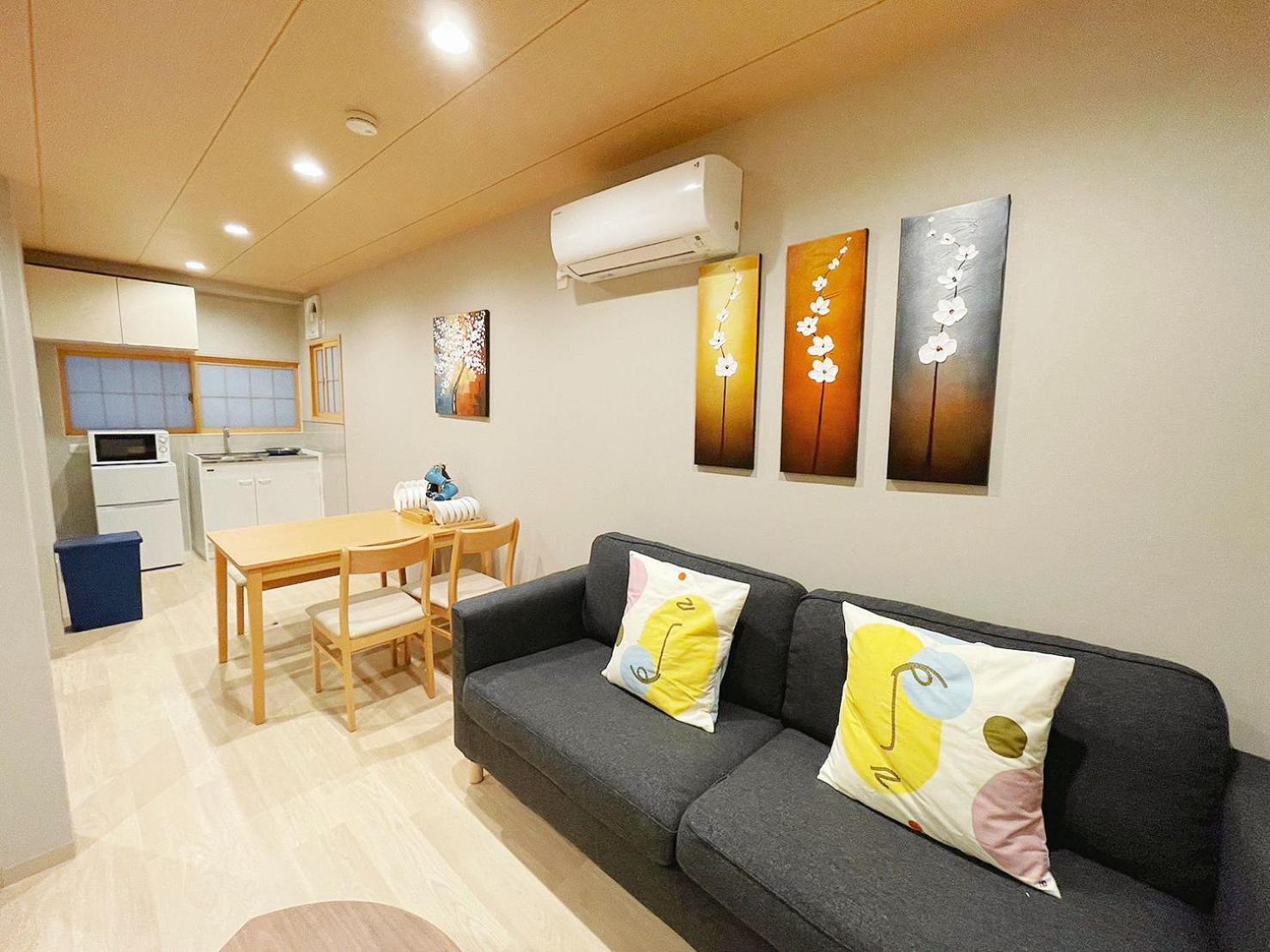 Tamatsukan 玉津館, Kansai Airport 關西空港 57 Mins, Namba 6 Mins, Nihonbashi 4 Mins, Universal Studio 37 Mins, Nara 30 Mins, Walk Jr Tsuruhashi 7 Mins, Early Check In Osaka Exterior foto